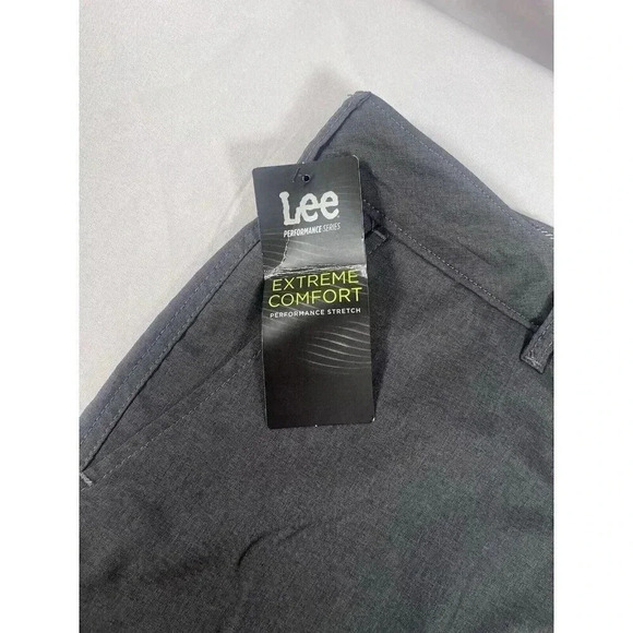 Lee Men's Performance Stretch Extreme Comfort Cargo Short Size 42 - Picture 5 of 7